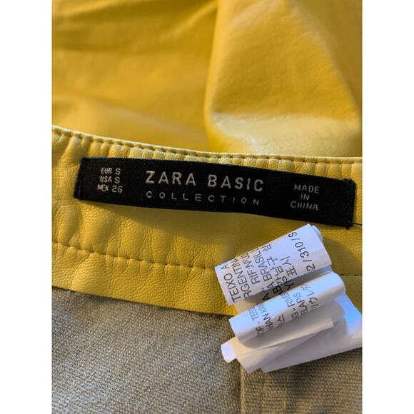 Zara Size Small Women's Golden Yellow Faux Leather Short Skirt - Picture 4 of 5